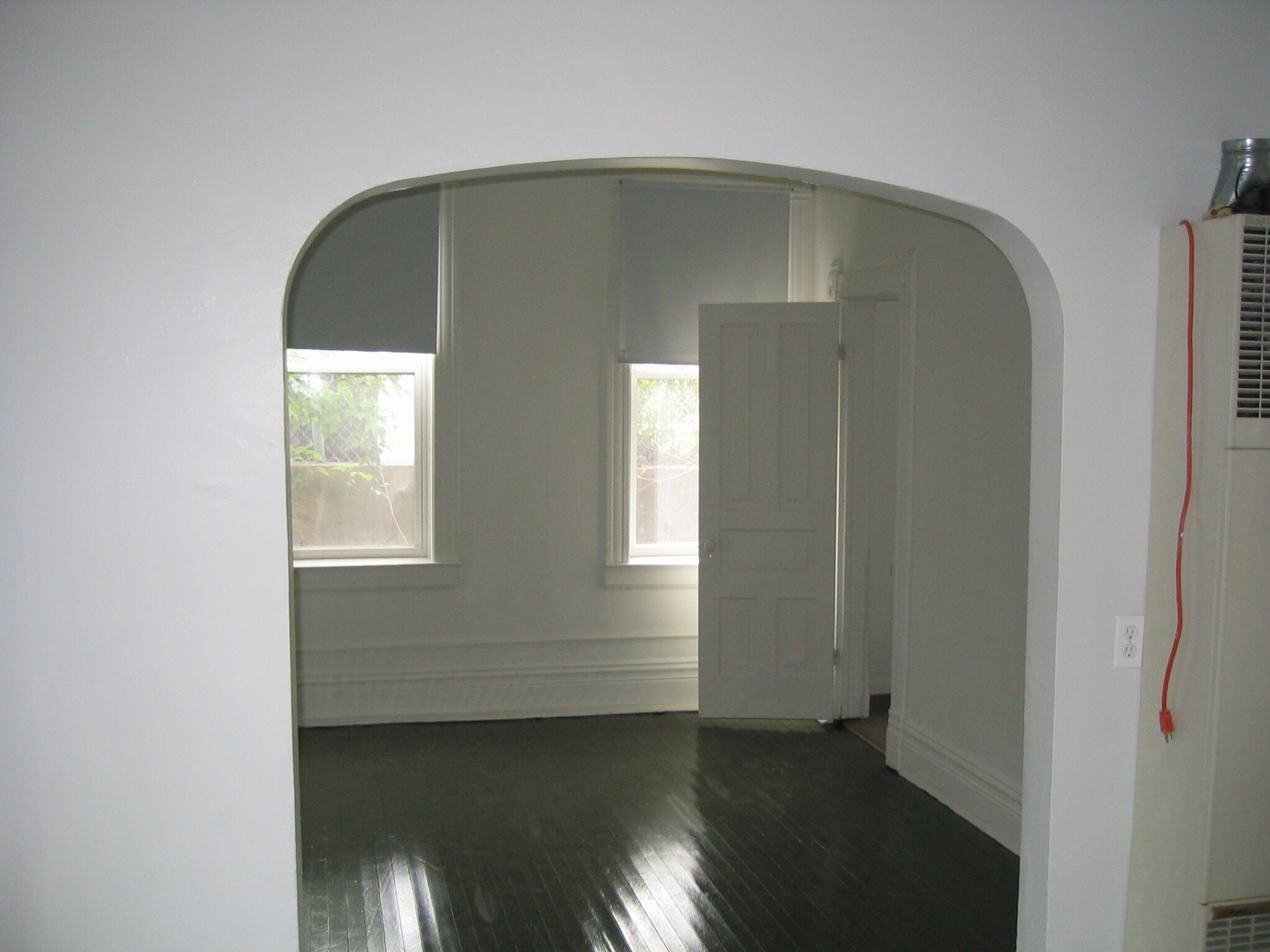 living room - 1507 Elston N Ave