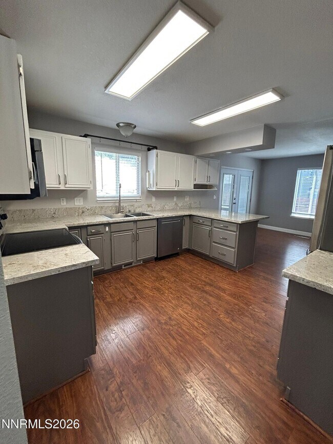 Building Photo - 1640 Peavine Rd