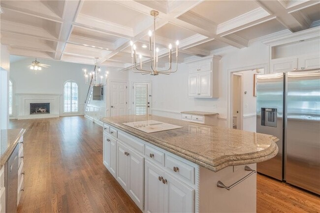 Building Photo - 530 Saddlebrook Dr