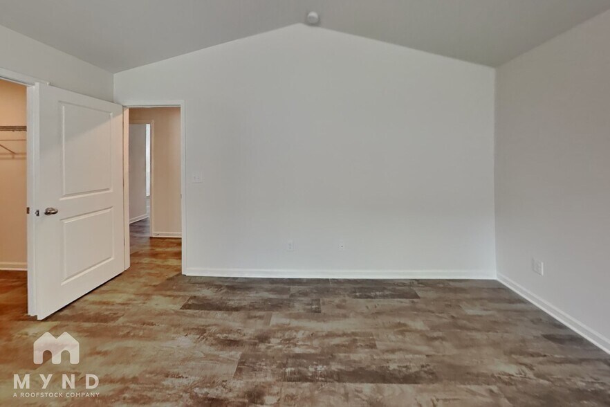Building Photo - 1037 Jaxson Terry LN