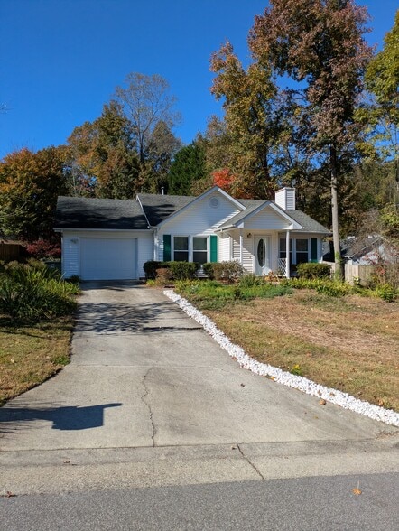 Primary Photo - 4003 Persimmon Court