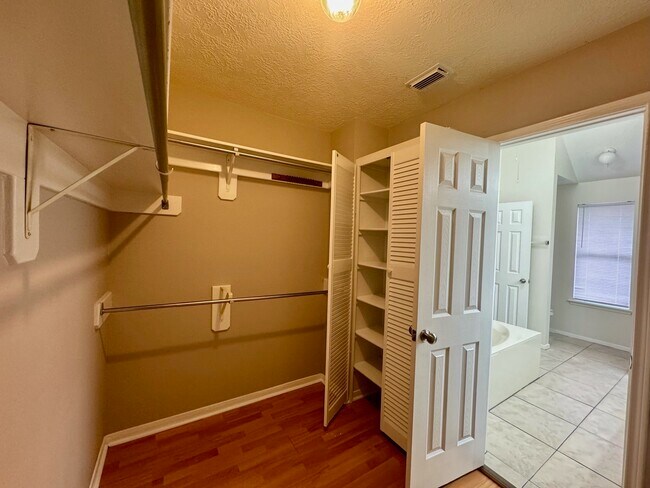 Building Photo - 9035 Rippling Fields Dr