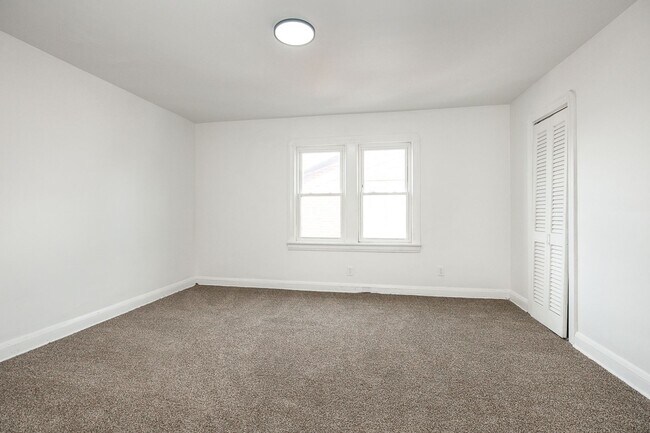 Building Photo - 4772 E 90th St