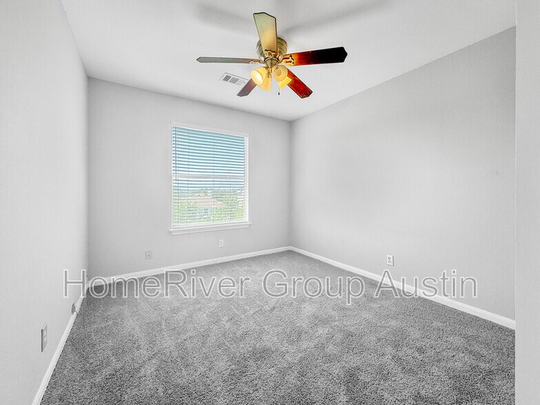 Building Photo - 1103 Sunflower Ct