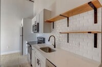 Building Photo - 45 Wingate St