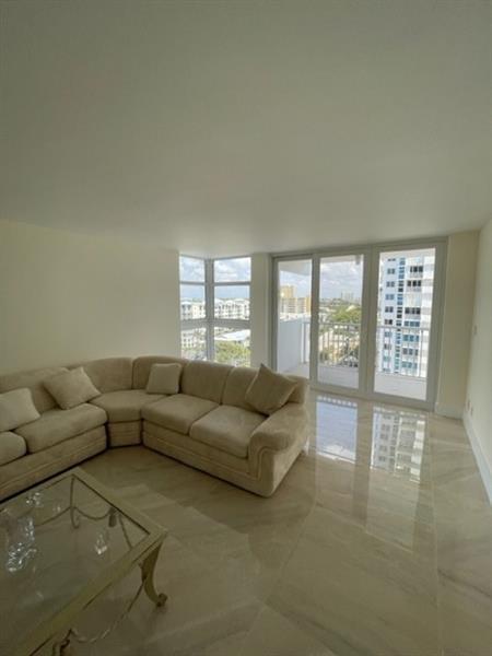 Building Photo - 1370 S Ocean Blvd