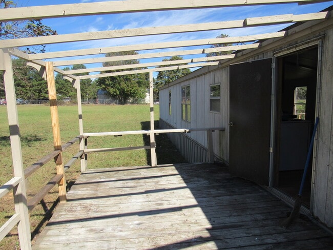 Building Photo - 104 Herald Pl