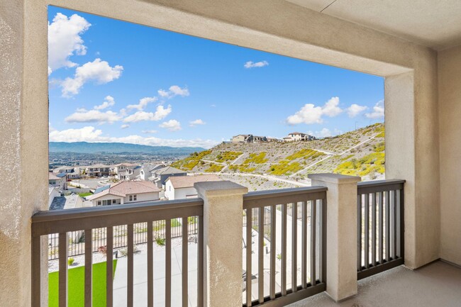Building Photo - COMING SOON! Skyline Community 4 Bedroom H...