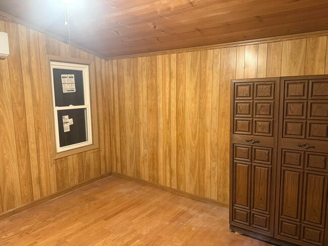 Building Photo - 1715 Co Rd 11