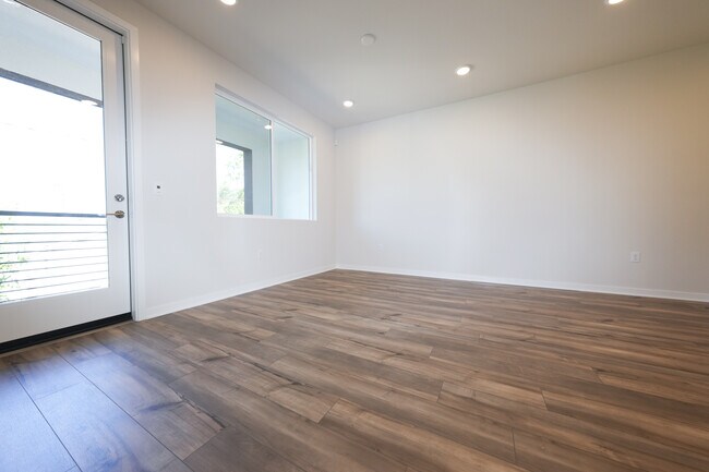 Building Photo - 9561 Hannah Wy