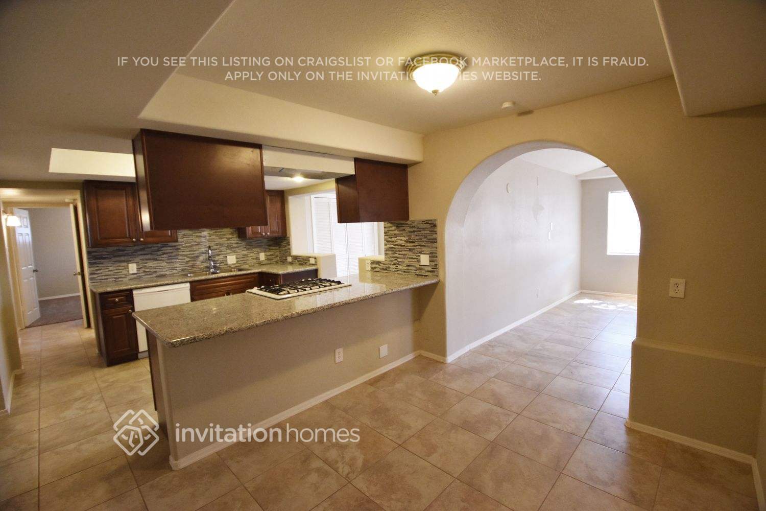 Building Photo - 548 N 98th St