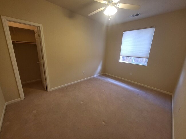 Building Photo - 353 Royal Troon Dr