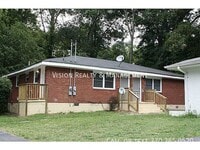 Building Photo - 2954 Jones St