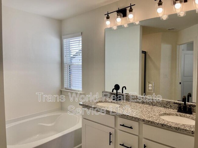 Building Photo - 54 S Auburn Lndg Pl