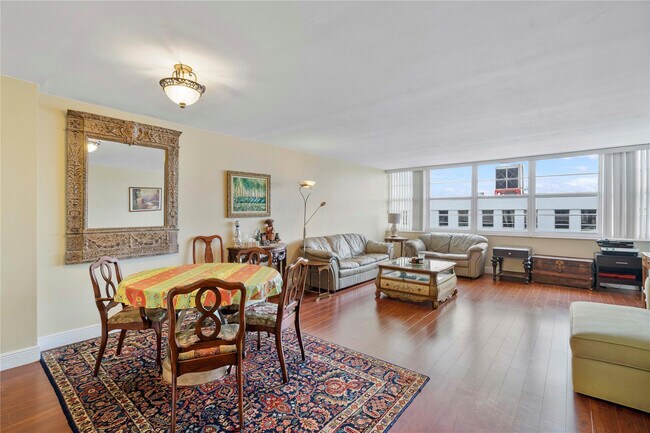 Building Photo - 1160 N Federal Hwy