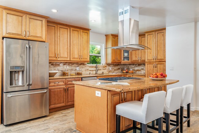 Kitchen 2 - 17001 Bollinger Dr