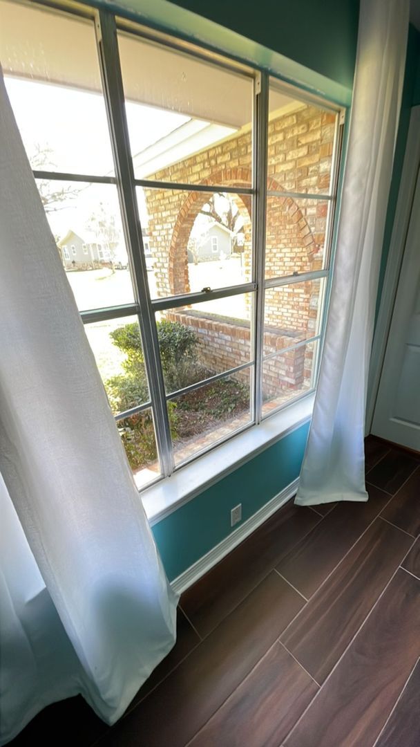 Building Photo - 3 BD 2 BA Home in the Bayou View School Di...