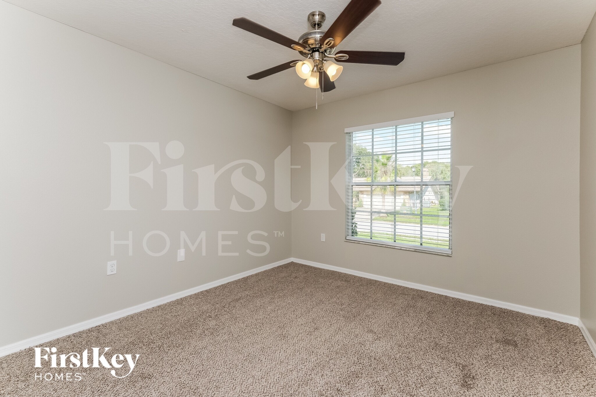 Building Photo - 10121 Briar Cir