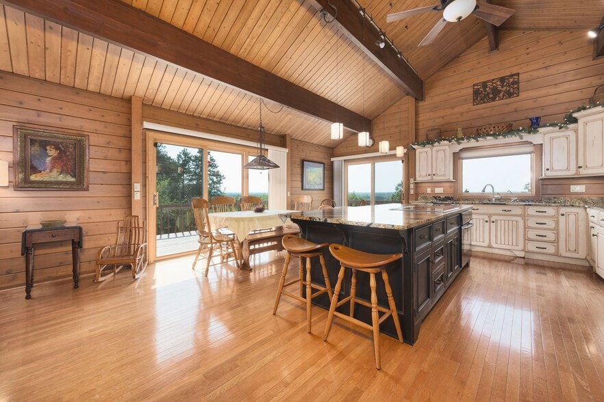 Building Photo - 61180 48th Ave