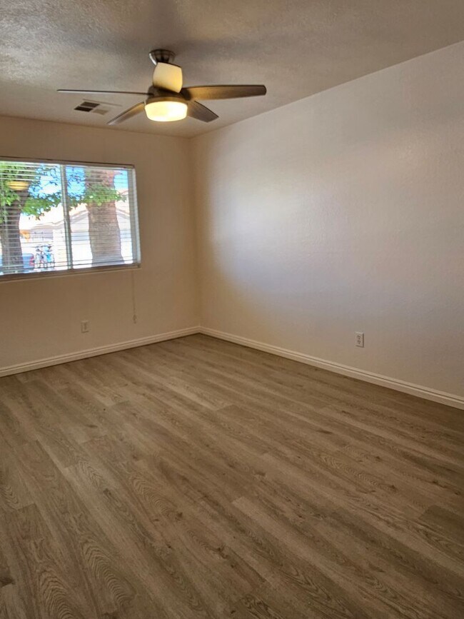 Building Photo - 2425 S 770 W