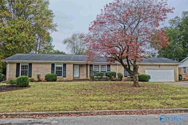 Primary Photo - 209 Winthrop Dr SW