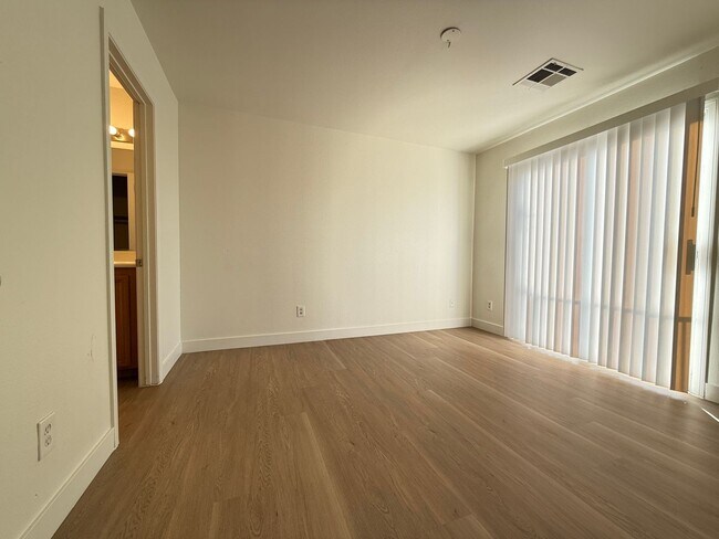 Building Photo - 4098 Asante Cove St