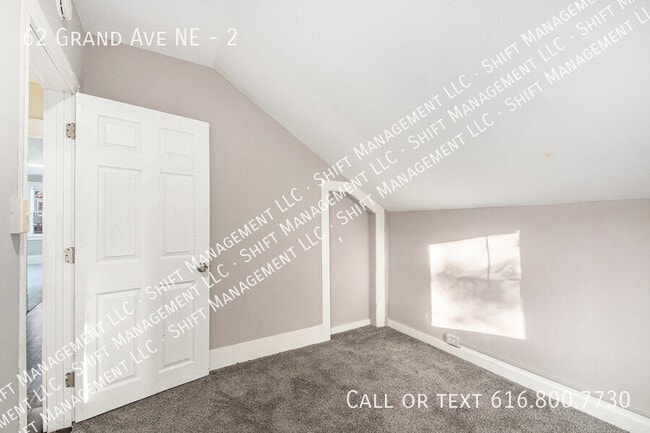 Building Photo - 62 Grand Ave NE