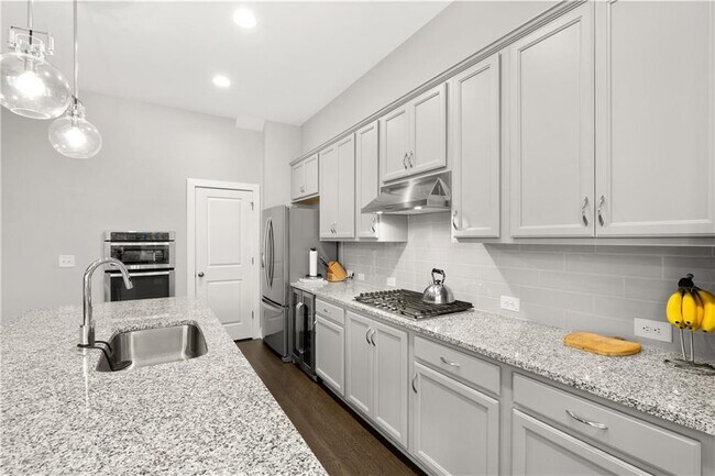 Building Photo - 6683 Cadence Blvd