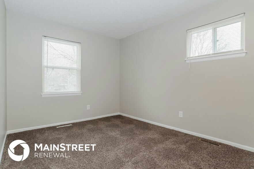 Building Photo - 15009 S Wyandotte Dr