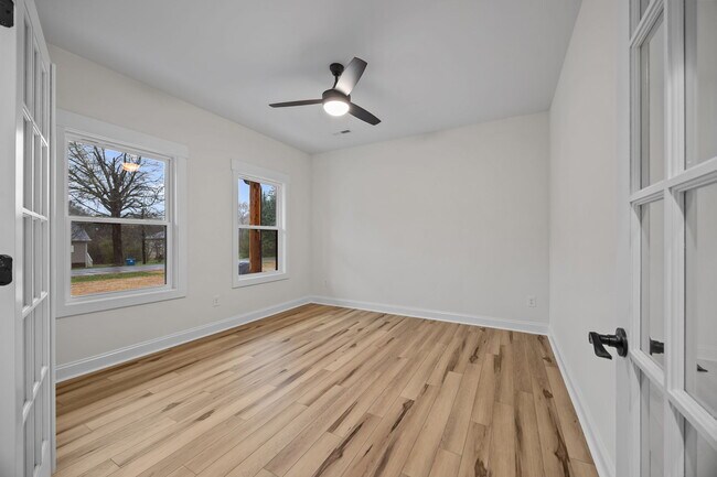 Building Photo - 1030 Gibson Rd