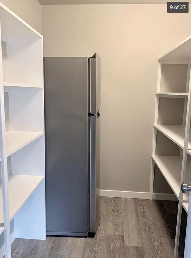 Building Photo - Charming 7 bedroom, 3 bath home available in August!