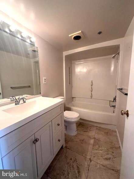 Building Photo - 3310 N Leisure World Blvd