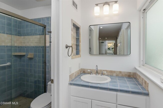 Building Photo - 2205 Summerpark Ct