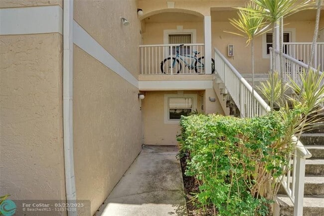 Building Photo - 12215 Royal Palm Blvd