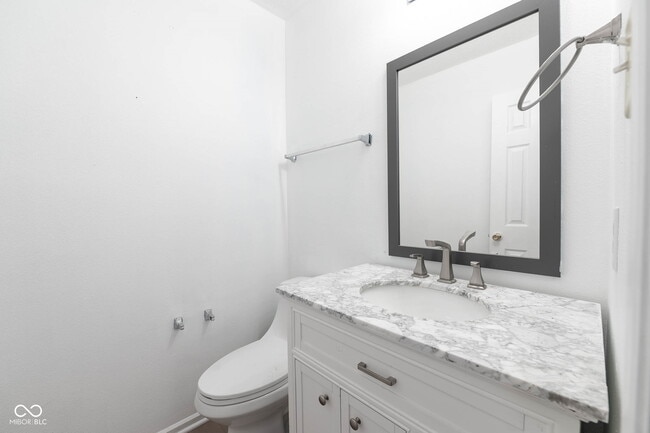 Building Photo - 2887 Ludwig Dr