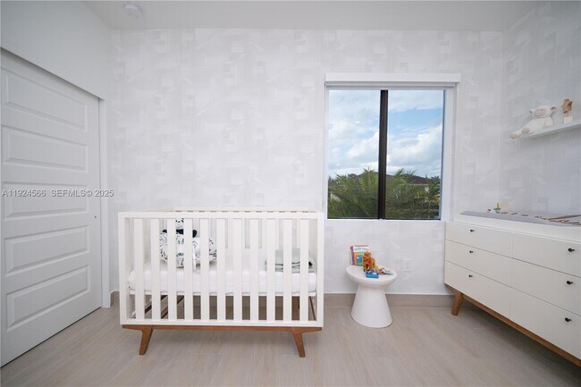 Building Photo - 8842 NW 161st Terrace