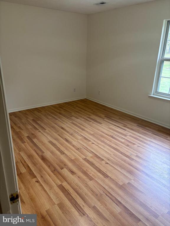 Building Photo - 347 Shenandoah Ave