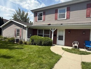 Building Photo - 1305 Kingsbury Dr
