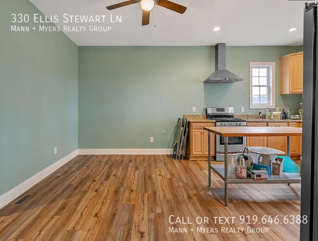 Building Photo - 330 Ellis Stewart Ln