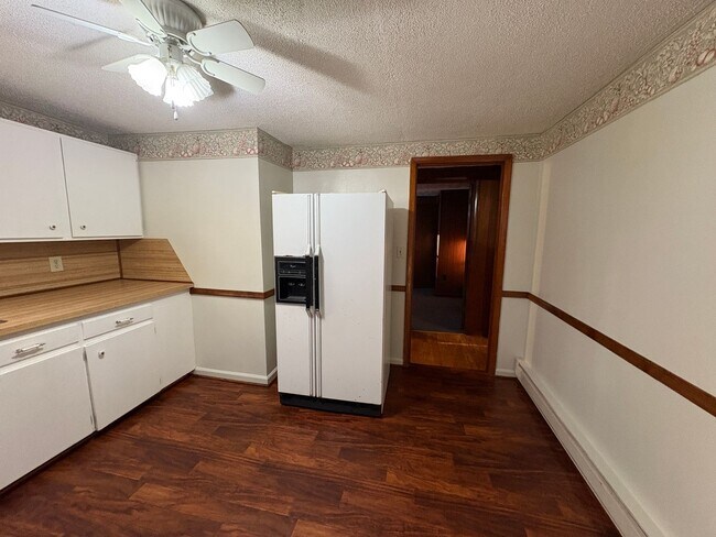 Building Photo - Basement apartment close to 29 inbetween Rustburg and Evington