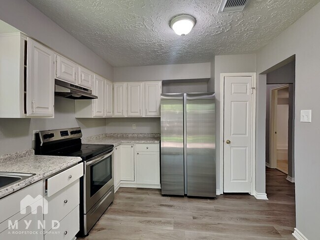 Building Photo - 12615 Enchanted Path Dr