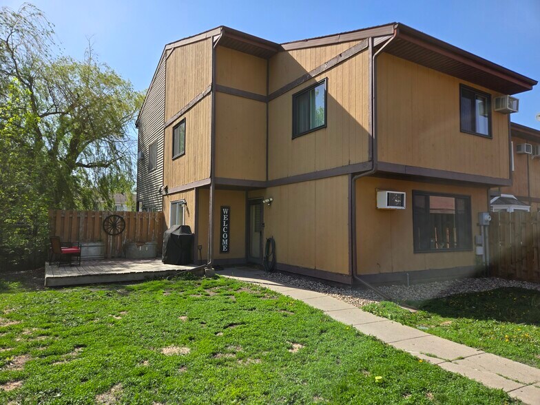 Primary Photo - 3071 22nd St S