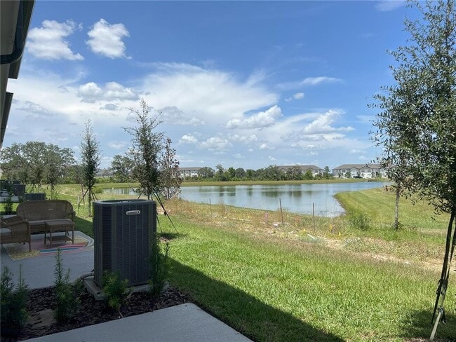 Building Photo - 1025 Plantation Ln