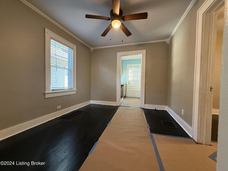 Building Photo - 1234 W Woodlawn Ave