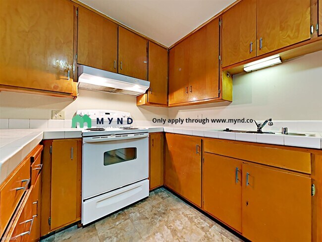 1 br, 1 bath - 5994 Lake Crest Way Apt 16 - 1 br, 1 bath  - 5994 Lake Crest Way Apt 16