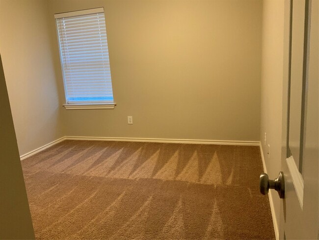 Building Photo - 35 Teakwood Pl