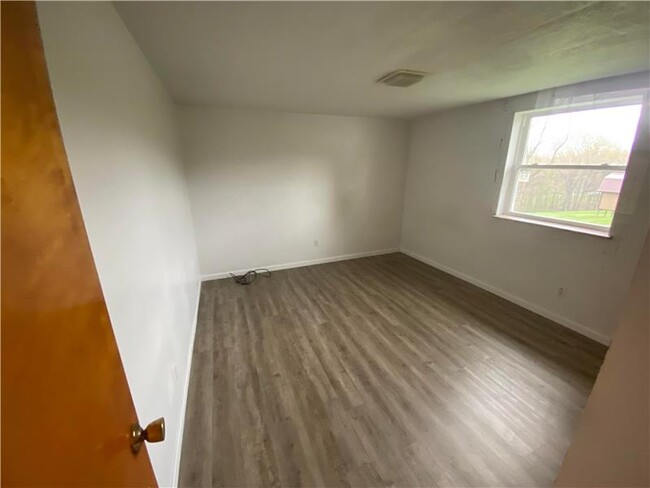 Building Photo - 168 Talbott Dr