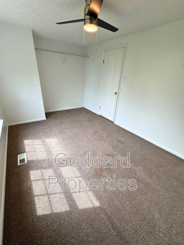 Building Photo - 1353 E Spring Meadow Ct