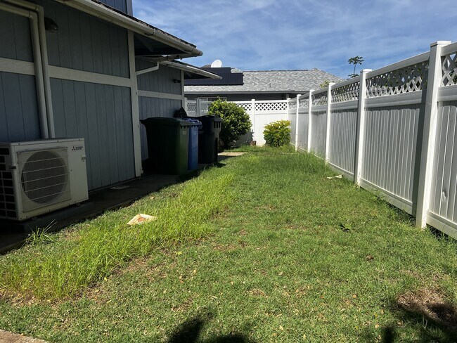 Building Photo - 91-1058-1058 A'Awa Dr