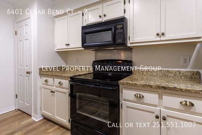Building Photo - 6401 Cedar Bend Ct